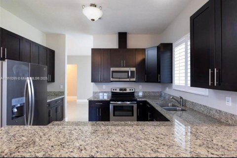 Villa ou maison à vendre à Palmetto Bay, Floride: 4 chambres, 209.4 m2 № 1969658 - photo 26