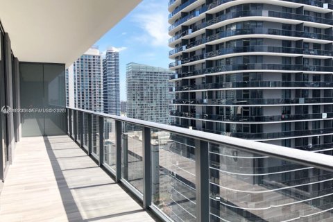 Condo in Miami, Florida, 2 bedrooms  № 2072853