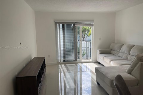 Condominio en venta en Miami, Florida, 1 dormitorio, 60.48 m2 № 1959083 - foto 5