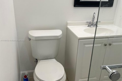 Condominio en venta en Miami, Florida, 1 dormitorio, 60.48 m2 № 1959083 - foto 9
