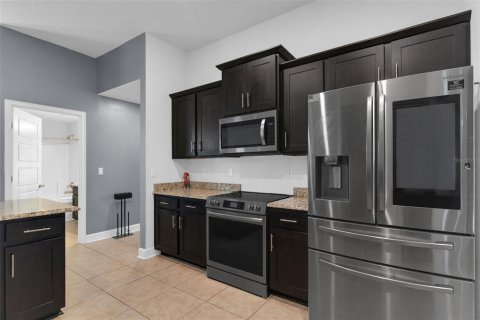 House in Palm Coast, Florida 4 bedrooms, 210.42 sq.m. № 1807965 - photo 9