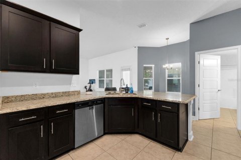 House in Palm Coast, Florida 4 bedrooms, 210.42 sq.m. № 1807965 - photo 10