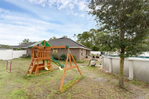 House in Palm Coast, Florida 4 bedrooms, 210.42 sq.m. № 1807965 - photo 24