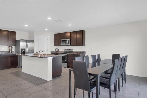 Villa ou maison à louer à Wimauma, Floride: 5 chambres, 248.42 m2 № 2416320 - photo 28
