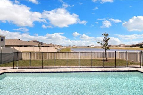 Villa ou maison à louer à Wimauma, Floride: 5 chambres, 248.42 m2 № 2416320 - photo 6