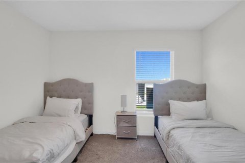 Villa ou maison à louer à Wimauma, Floride: 5 chambres, 248.42 m2 № 2416320 - photo 5