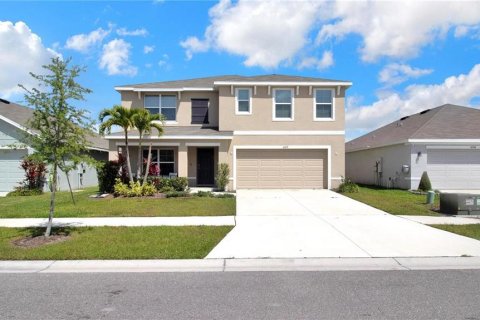 Villa ou maison à louer à Wimauma, Floride: 5 chambres, 248.42 m2 № 2416320 - photo 2