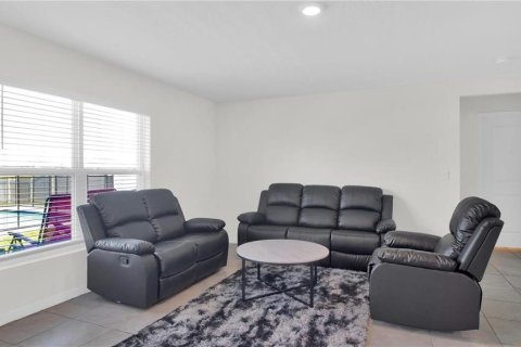 Villa ou maison à louer à Wimauma, Floride: 5 chambres, 248.42 m2 № 2416320 - photo 30
