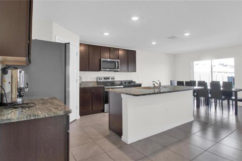 Villa ou maison à louer à Wimauma, Floride: 5 chambres, 248.42 m2 № 2416320 - photo 24