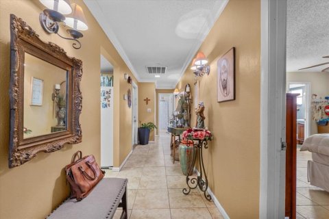 Duplex in Lakeland, Florida 3 bedrooms, 165.64 sq.m. № 1912955 - photo 25