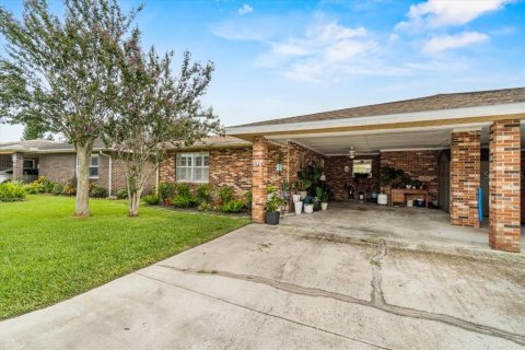 Duplex in Lakeland, Florida 3 bedrooms, 165.64 sq.m. № 1912955 - photo 3