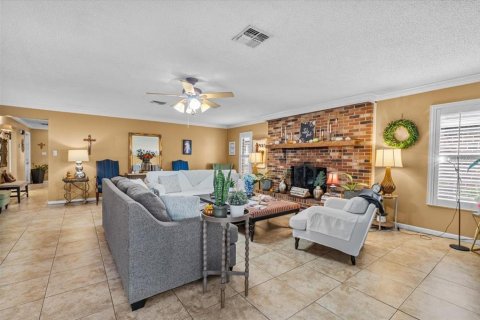 Duplex in Lakeland, Florida 3 bedrooms, 165.64 sq.m. № 1912955 - photo 6