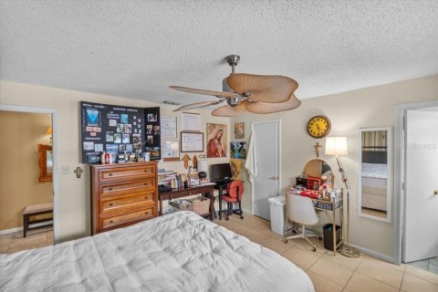Duplex in Lakeland, Florida 3 bedrooms, 165.64 sq.m. № 1912955 - photo 18