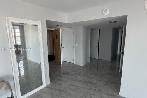 Copropriété à vendre à Sunny Isles Beach, Floride: 2 chambres, 170.01 m2 № 1998178 - photo 21