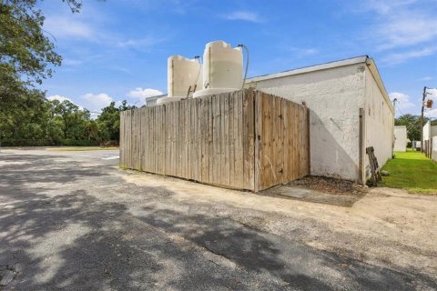 Commercial property in Sarasota, Florida 208.1 sq.m. № 2423596 - photo 27