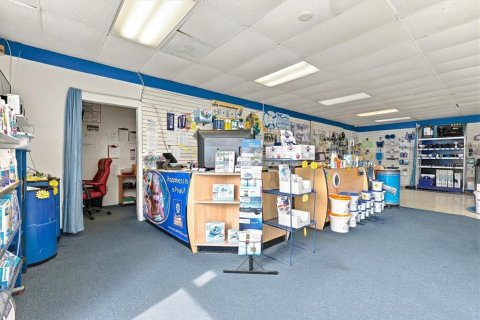Commercial property in Sarasota, Florida 208.1 sq.m. № 2423596 - photo 11