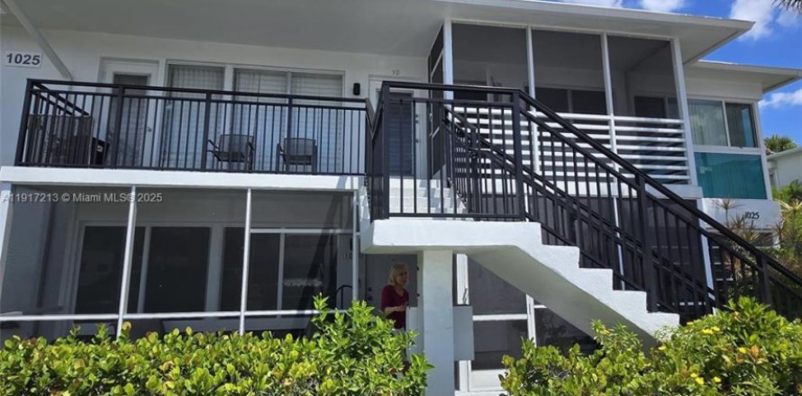 Condo in Fort Lauderdale, Florida, 1 bedroom  № 1972233