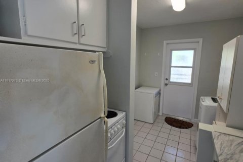 Condo in Fort Lauderdale, Florida, 1 bedroom  № 1972233 - photo 7