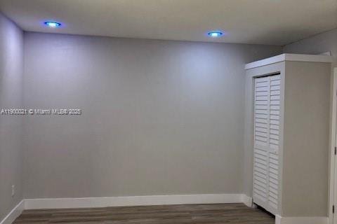 Commercial property in Miami, Florida 139.07 sq.m. № 1952629 - photo 7