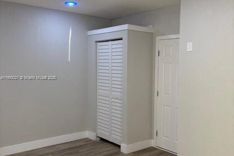 Commercial property in Miami, Florida 139.07 sq.m. № 1952629 - photo 6