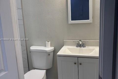 Commercial property in Miami, Florida 139.07 sq.m. № 1952629 - photo 10