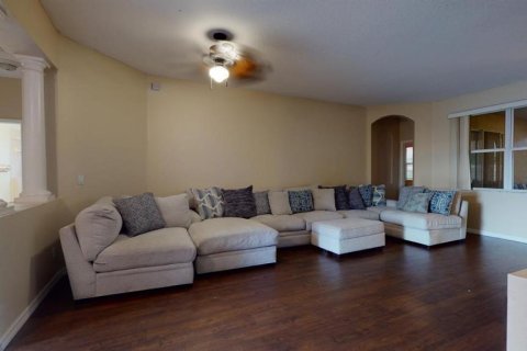 House in Ocoee, Florida 5 bedrooms, 249.16 sq.m. № 2211349 - photo 4