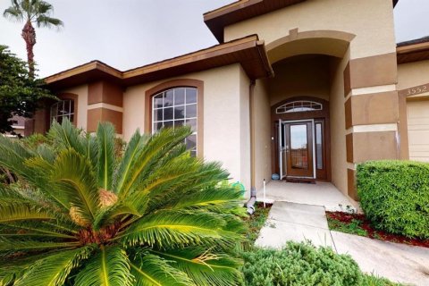 House in Ocoee, Florida 5 bedrooms, 249.16 sq.m. № 2211349 - photo 2