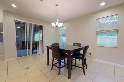 House in Ocoee, Florida 5 bedrooms, 249.16 sq.m. № 2211349 - photo 30