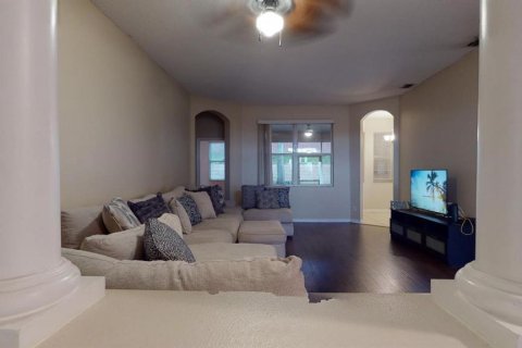 House in Ocoee, Florida 5 bedrooms, 249.16 sq.m. № 2211349 - photo 8