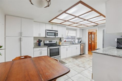Villa ou maison à vendre à Tampa, Floride: 5 chambres, 238.94 m2 № 1824497 - photo 7