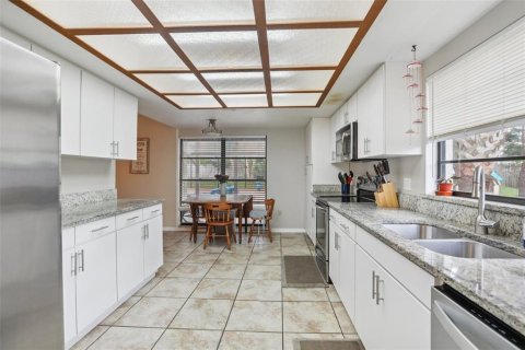 Villa ou maison à vendre à Tampa, Floride: 5 chambres, 238.94 m2 № 1824497 - photo 6
