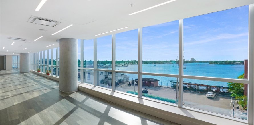 Estudio en el Condominio en Hollywood, Florida № 939051