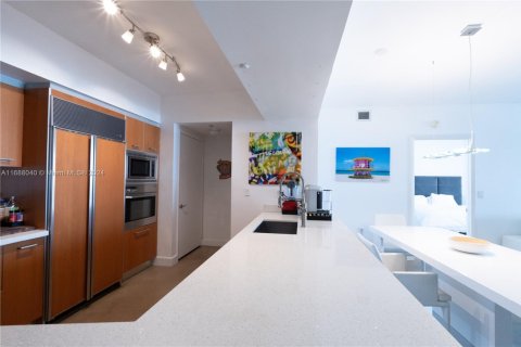 Condominio en venta en Miami Beach, Florida, 2 dormitorios, 133.5 m2 № 1984852 - foto 6
