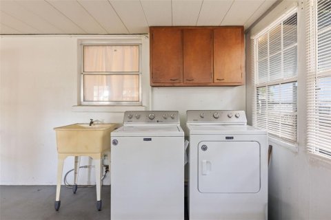 Villa ou maison à vendre à Bradenton, Floride: 3 chambres, 171.13 m2 № 2285364 - photo 29