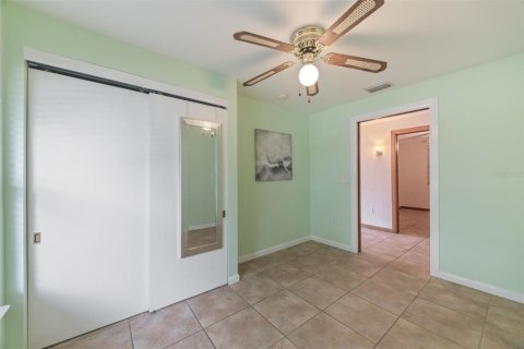 Villa ou maison à vendre à Bradenton, Floride: 3 chambres, 171.13 m2 № 2285364 - photo 18