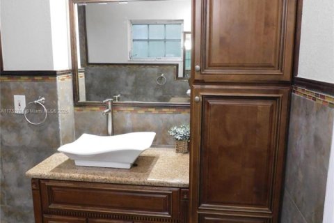 Villa ou maison à vendre à Southwest Ranches, Floride: 4 chambres, 211.82 m2 № 1961983 - photo 20