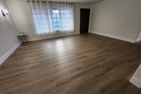 Villa ou maison à vendre à Southwest Ranches, Floride: 4 chambres, 211.82 m2 № 1961983 - photo 9