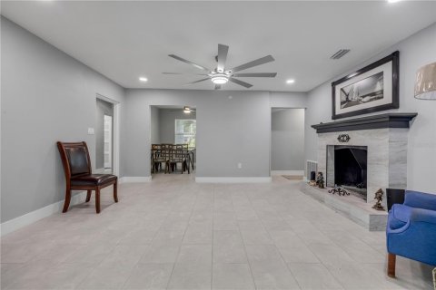 Villa ou maison à vendre à New Smyrna Beach, Floride: 3 chambres, 156.63 m2 № 2361285 - photo 17