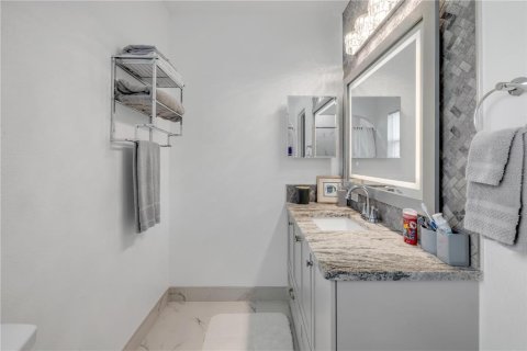 Villa ou maison à vendre à New Smyrna Beach, Floride: 3 chambres, 156.63 m2 № 2361285 - photo 30
