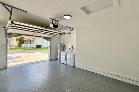 House in Boca Raton, Florida 3 bedrooms, 140.65 sq.m. № 1891619 - photo 19