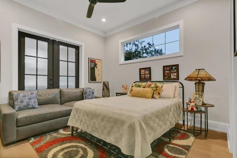 House in Winter Park, Florida 5 bedrooms, 294.87 sq.m. № 1843129 - photo 21