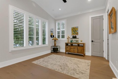 House in Winter Park, Florida 5 bedrooms, 294.87 sq.m. № 1843129 - photo 25