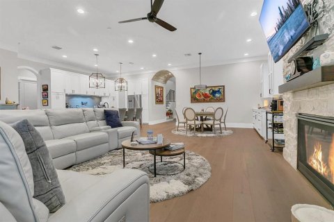 House in Winter Park, Florida 5 bedrooms, 294.87 sq.m. № 1843129 - photo 9