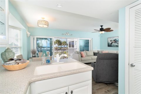 Condominio en venta en Placida, Florida, 1 dormitorio, 62.06 m2 № 2127572 - foto 14