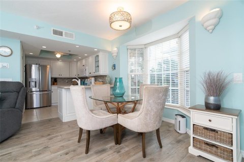 Condominio en venta en Placida, Florida, 1 dormitorio, 62.06 m2 № 2127572 - foto 9