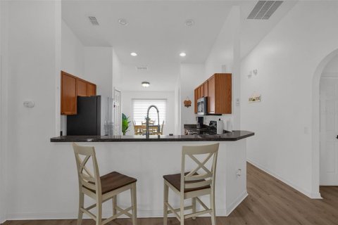 House in Davenport, Florida 4 bedrooms, 122.63 sq.m. № 2349668 - photo 7