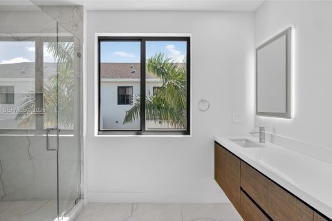 Touwnhouse à vendre à Dania Beach, Floride: 3 chambres, 189.52 m2 № 2090681 - photo 26