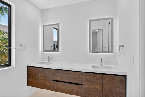 Touwnhouse à vendre à Dania Beach, Floride: 3 chambres, 189.52 m2 № 2090681 - photo 25