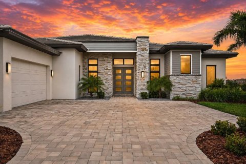 Villa ou maison à Bradenton, Floride 4 chambres, 288.37 m2 № 2224554