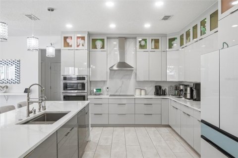 Купить виллу или дом в Киссимми, Флорида 9 комнат, 243.4м2, № 2339248 - фото 8